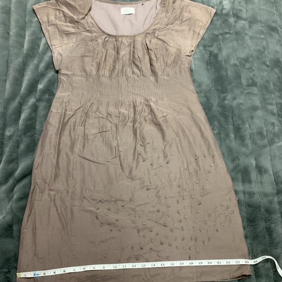 Beautiful Grey Dress - Picture 2 of 6